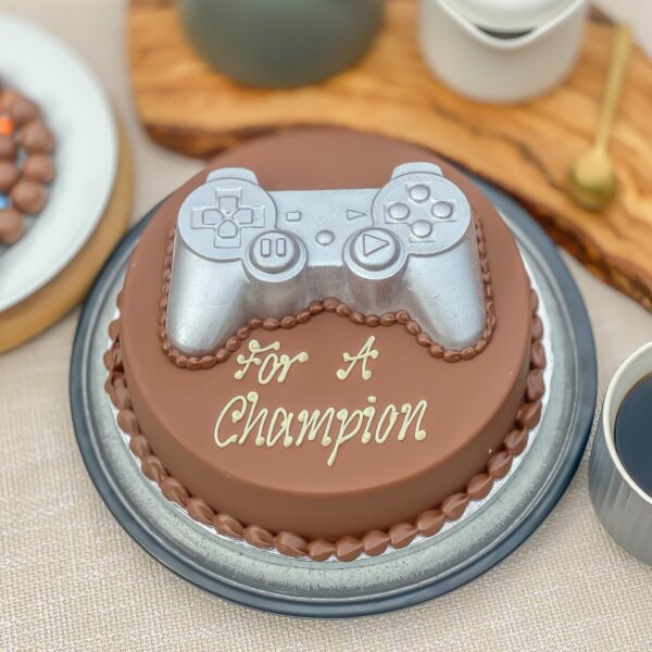 Silver Gamer Chocolate Smash Cake