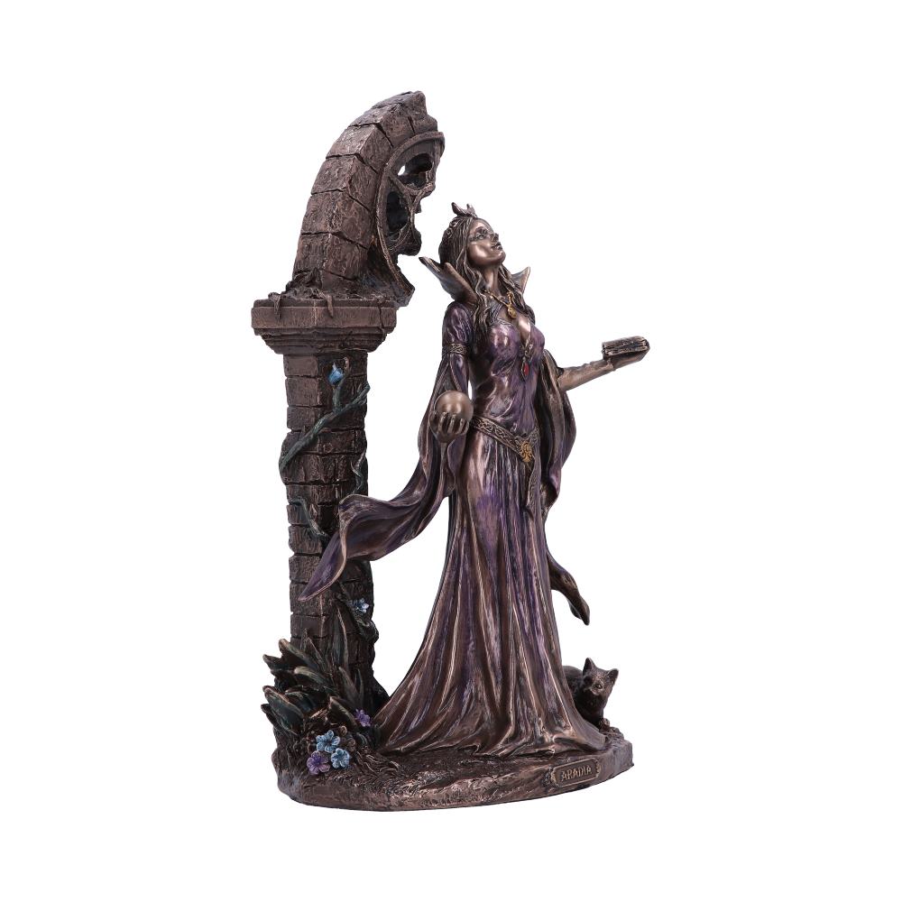 Aradia The Wiccan Queen of Witches 25cm