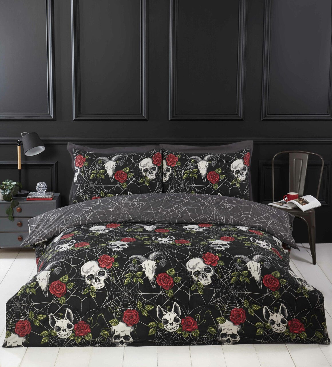 Skulls & Roses Duvet Set