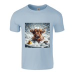 Highland cow in bath t-shirts 1